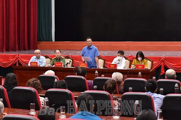 Dùng quạt như thế nào để tránh bị cảm trong mùa hè?